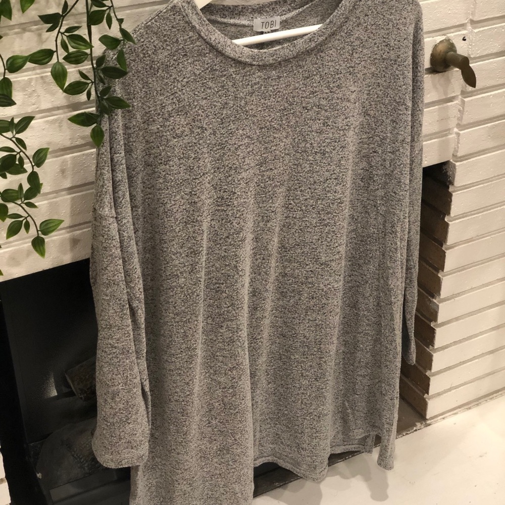 Tobi Oversized Lightweight Sweater